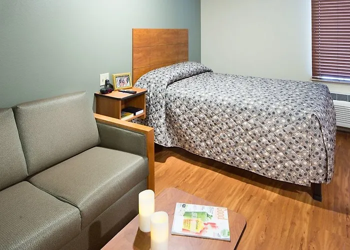 Value Place Charleston Central Hotel 2*