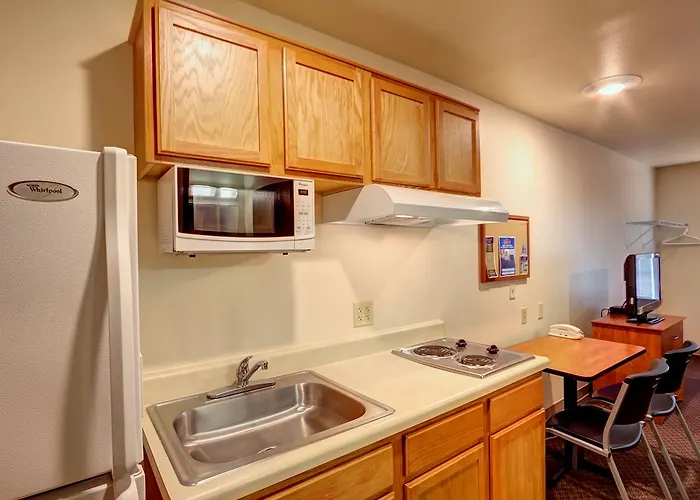 Value Place Charleston Central Hotel 2*
