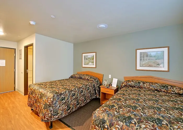 Value Place Charleston Central 2*