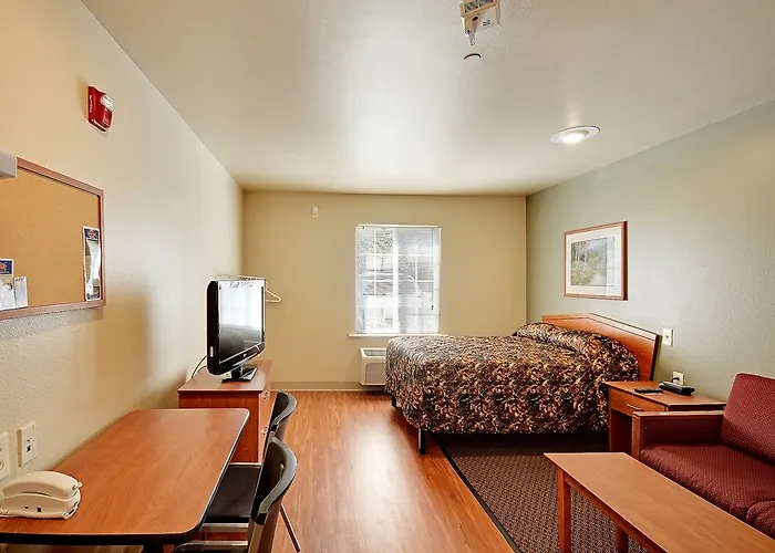 Value Place Charleston Central Hotel 2*