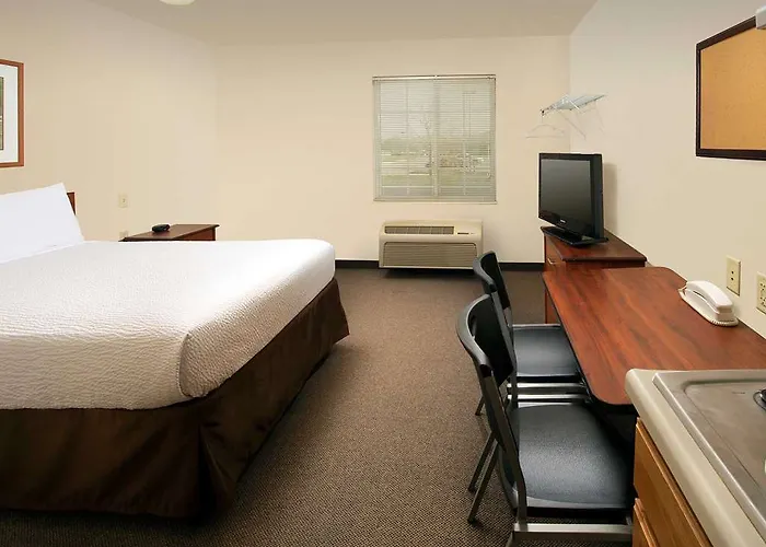 Value Place Charleston Central Hotel 2*